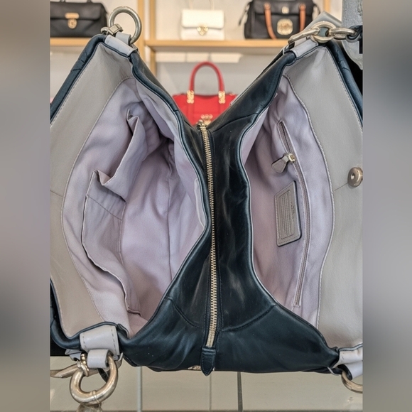 COACH PHOEBE SHOULDER BAG IN QUILTED COLORBLOCK LEATHER - Picture 8 of 9